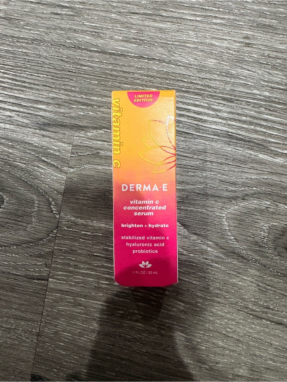 Vitamin C Concentrated Serum - Pink/Orange Gradient